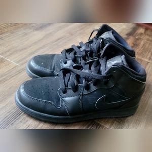 Nike Air Jordan 1 Mid GS